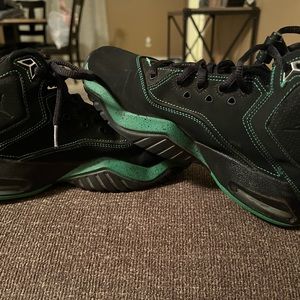 Jordan kids 6Y shoes